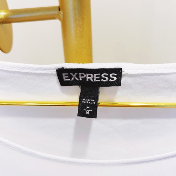 New EXPRESS white chiffon ruffle sleeves shirt - Picture 4 of 4